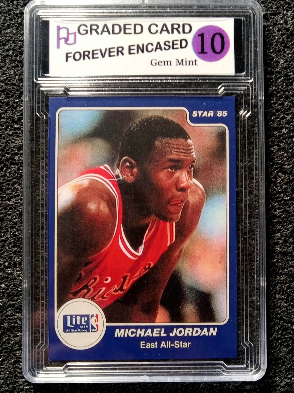 Michael Jordan Chicago Bulls HOF Lite Beer Basketball Rookie Card